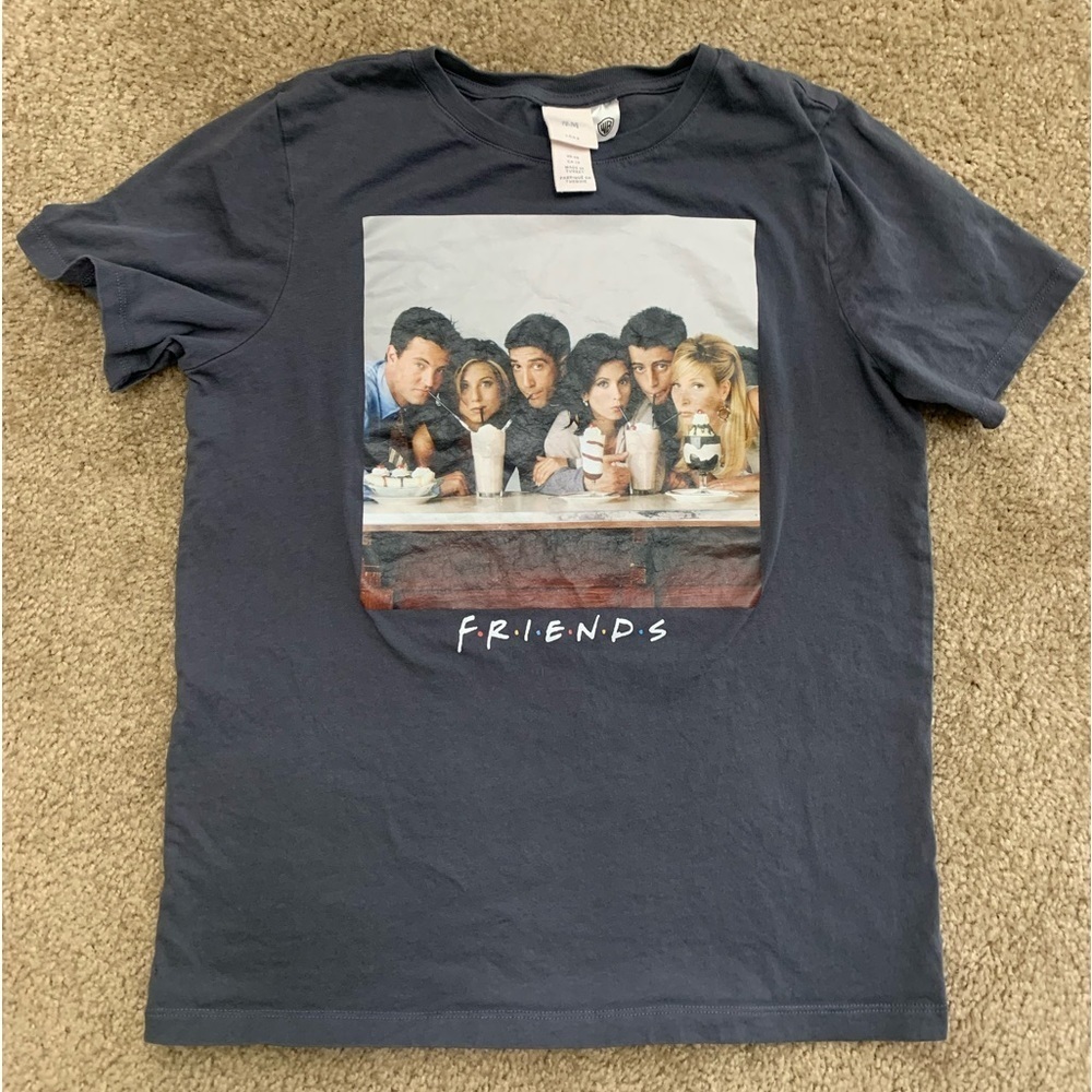 FRIENDS Milk Shake Group Shot Logo Tee Sz XS